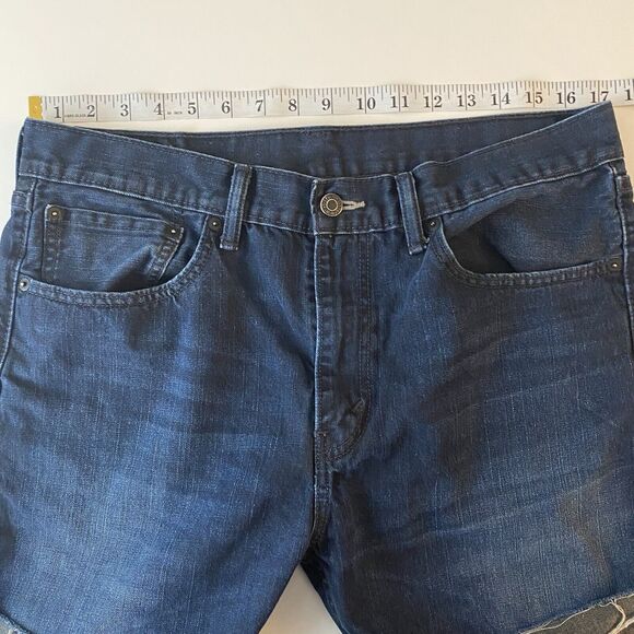 LEVIS 505 Women’s Jean Shorts 34 Fraying Denim Cuffed‎ Indigo Blue Dark Wash - Picture 3 of 12